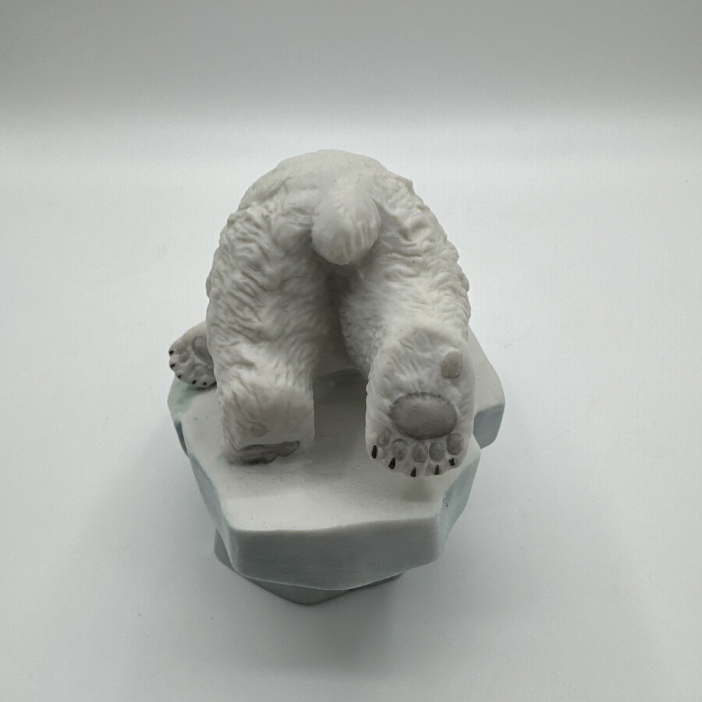 Maruri Polar Expedition Polar Bear Cub On Ice Porcelain Figurine P-9003 1990 - Picture 5 of 8